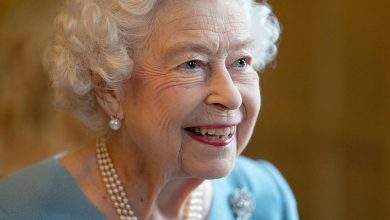 Photo of ‘God Save The Queen’: messages pour in after Elizabeth catches COVID