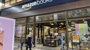 Photo of Amazon is to close all of its physical bookshops and 4-star stores