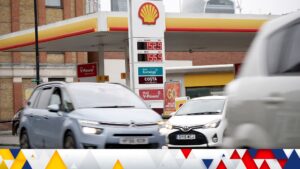 Photo of Rishi Sunak faces calls to cut VAT on fuel as retailers defend ‘necessary’ pump price hikes