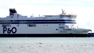 Photo of Labour to force emergency vote on workers’ rights after P&O Ferries sackings