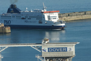 Photo of Labour urges Kwasi Kwarteng to launch legal action against P&O Ferries