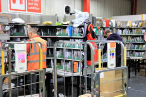 Photo of Royal Mail told workers may strike over alleged ‘fire and rehire’ plans