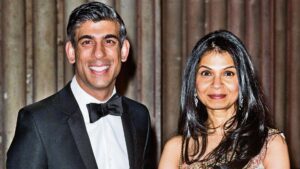 Photo of Rishi Sunak’s wife is a tax ‘non-dom’ in Downing Street