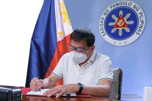Photo of Duterte issues EO abolishing Municipal Development Fund Office