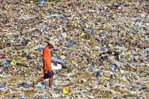Photo of E-commerce companies urged to cut back on plastic packaging