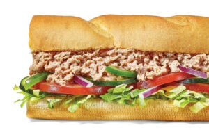 Photo of Subway can be sued over its tuna, US judge rules