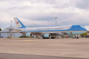 Photo of Boeing says ‘lessons learned’ from costly Air Force One deal