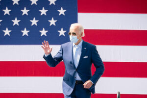 Photo of Biden again tests positive for COVID-19, says he feels fine