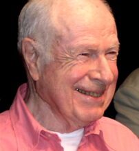 Photo of Visionary British theater director Peter Brook dies aged 97