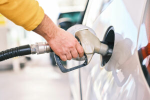 Photo of New Zealand extends fuel excise duty cut until end-Jan