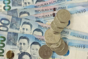 Photo of Peso may strengthen further vs dollar