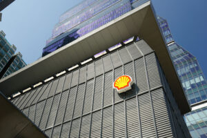 Photo of Shell unveils record profits and begins $6bn buyback programme
