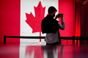 Photo of Canada on track to exceed lofty 2022 immigration target