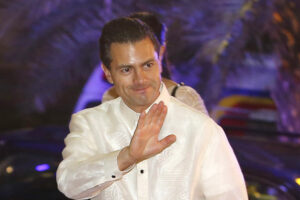 Photo of Mexico probes former president Pena Nieto for money laundering
