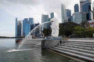 Photo of Singapore downgrades Q2 GDP, outlook as risks grow