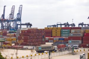 Photo of Strikes expected at Felixstowe port as pay talks end without agreement