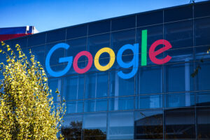 Photo of Google apologises after software update causes search engine to go down