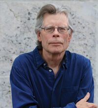 Photo of Horror author Stephen King says writers hurt by book publishing mergers