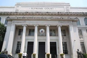 Photo of Supreme Court warns: Those who threaten judges could face contempt charges