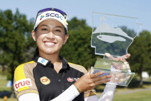 Photo of Atthaya Thitikul beats Danielle Kang in second playoff to win in Arkansas