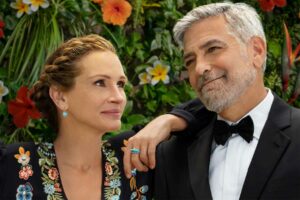 Photo of George Clooney, Julia Roberts reunite for their first rom-com together