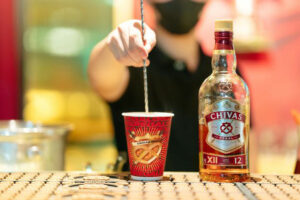 Photo of Cocktails, K-pop and rap in a parking lot: Whisky is shedding its stodgy image