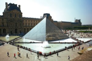Photo of Louvre to display ancient Buddha statue, Quran fragment from Uzbekistan