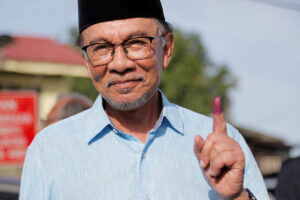 Photo of Malaysia PM Anwar eyes targeted subsidies for low-income groups