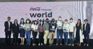 Photo of Coca-Cola PH, Save Philippine Seas help expand community-based waste solution programs through Reimagine Recycling Year 4 