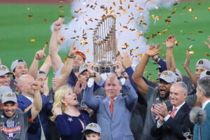 Photo of Astros claim World Series title