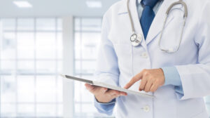 Photo of Should a Physician Become an Employee or an Independent Contractor? Top Five Factors