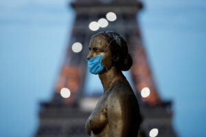 Photo of France says making masks mandatory in transports hinges on COVID situation