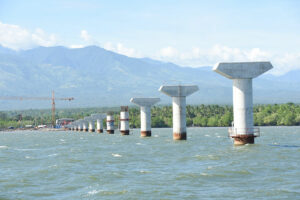 Photo of Korean-funded Panguil Bay Bridge in Northern Mindanao more than halfway done 