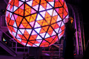 Photo of ‘Gift of love’ Waterford crystals placed on Times Square New Year’s Eve ball