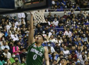 Photo of CSB forces winner-take-all Game 3 of NCAA S98 Finals