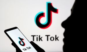 Photo of TikTok rides out wider advertising slowdown