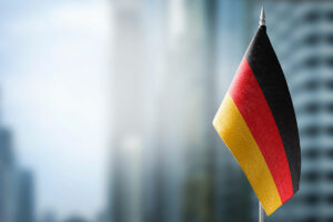 Photo of German finance minister warns against quick decoupling from China