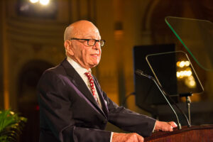 Photo of Rupert Murdoch scraps proposal to combine Fox, News Corp., sees Move sale