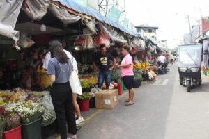 Photo of Manila’s Dangwa florists are busy again, but flowers cost more