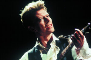 Photo of Britain’s V&A museum secures David Bowie archive, will make it public in 2025