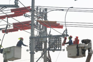 Photo of Meralco to negotiate lower rate for new emergency power supply deal