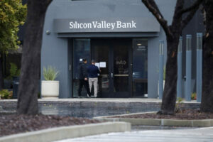 Photo of After SVB failure, US acts to shore up confidence in banking system