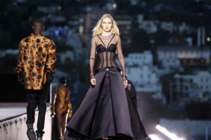 Photo of Versace reaches for new heights with starry LA rooftop show