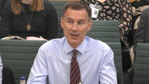 Photo of We must not forget the lessons of our financial crisis, warns Jeremy Hunt
