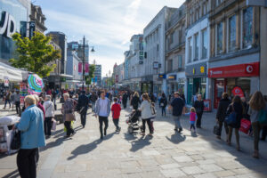 Photo of High Street chain closures slow with takeaways thriving