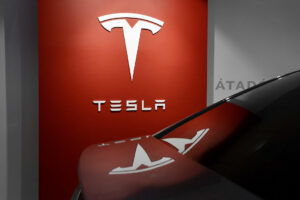 Photo of Tesla to build Shanghai factory to make Megapack batteries