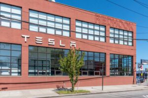 Photo of Tesla eyes UK sales with Milton Keynes warehouse deal