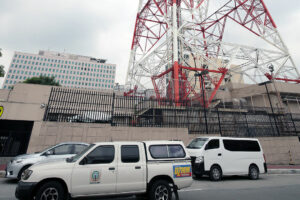 Photo of ABS-CBN ends news channel, forges joint venture