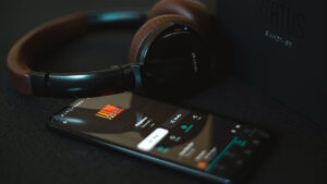 Photo of Music streaming has a $2-B fraud problem that goes beyond AI