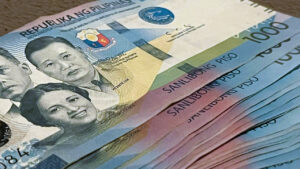 Photo of Peso inches lower on renewed Fed hike bets